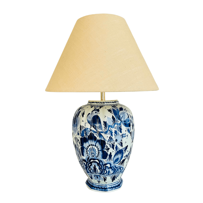 Porcelain bird store lamp