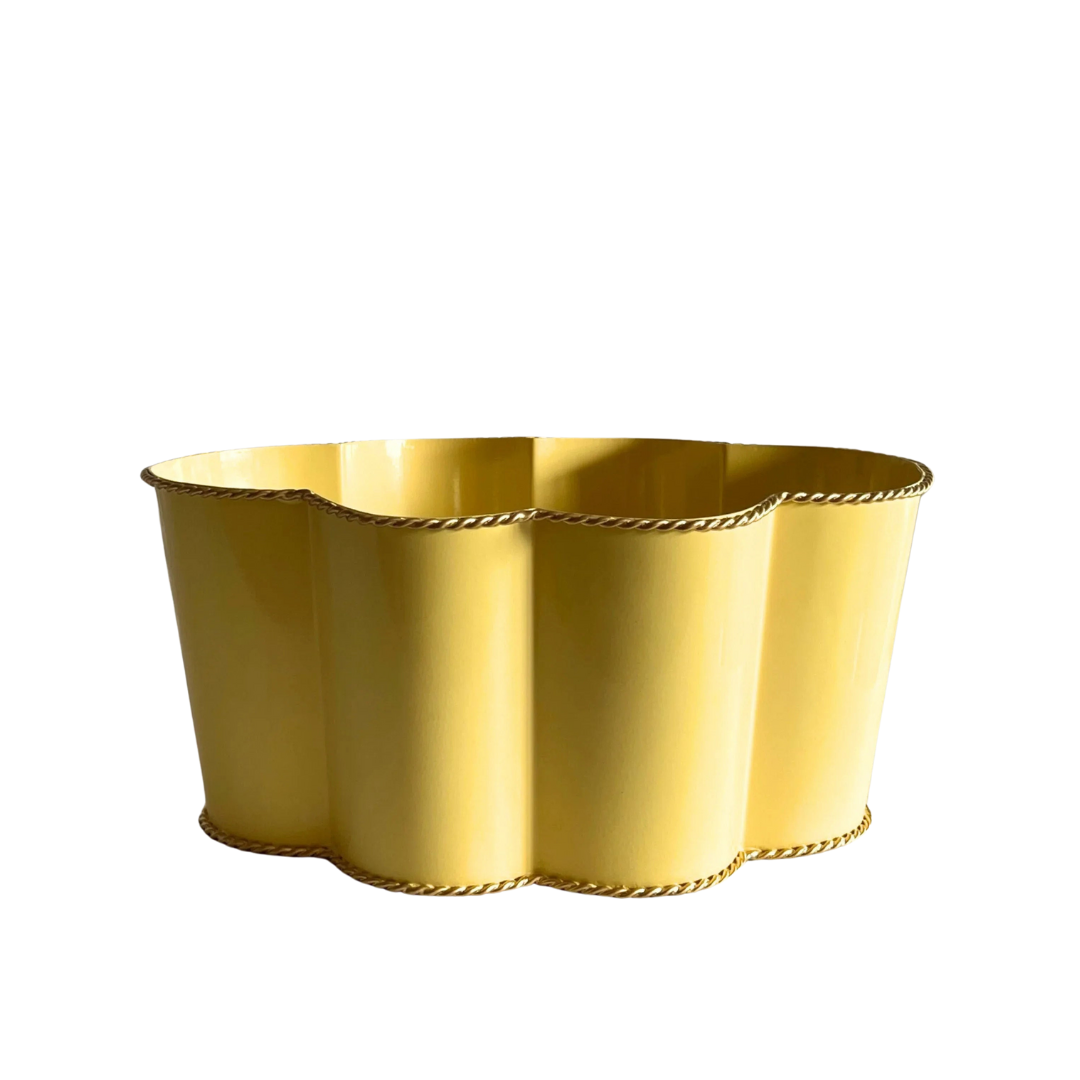 Rounded Scalloped Planter Large - Soft Yellow