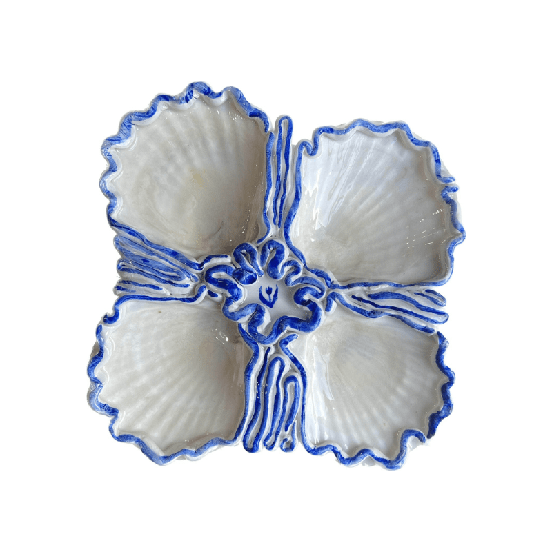 Scallop Serving Dish with a Tulip