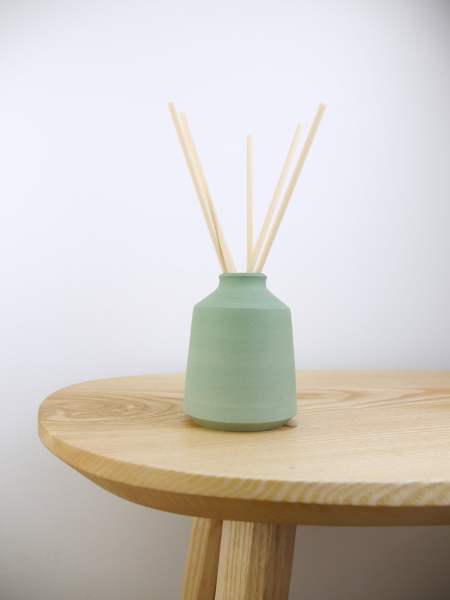 Reed Diffuser / Bud Vase