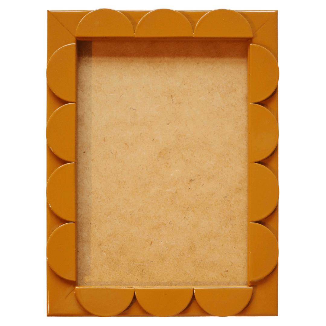 Mustard Lacquered Scallop Frame