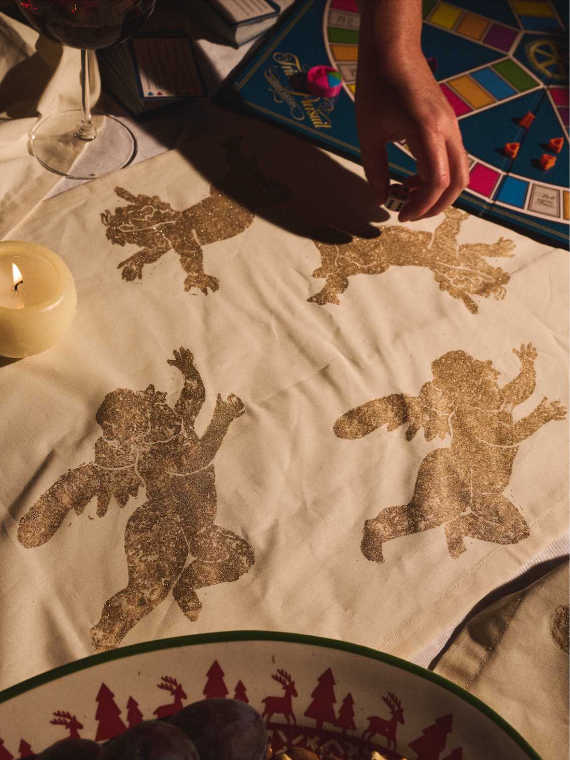 Christmas Cherub Tablecloth