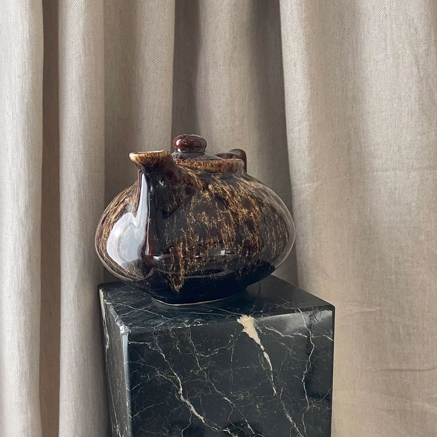 Tortoiseshell Brown Tea Pot