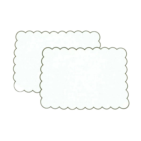 The White and Forest Green Linen Scalloped Rectangular Placemats (Set of 2)