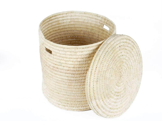 PALE: Natural Lidded Laundry Basket