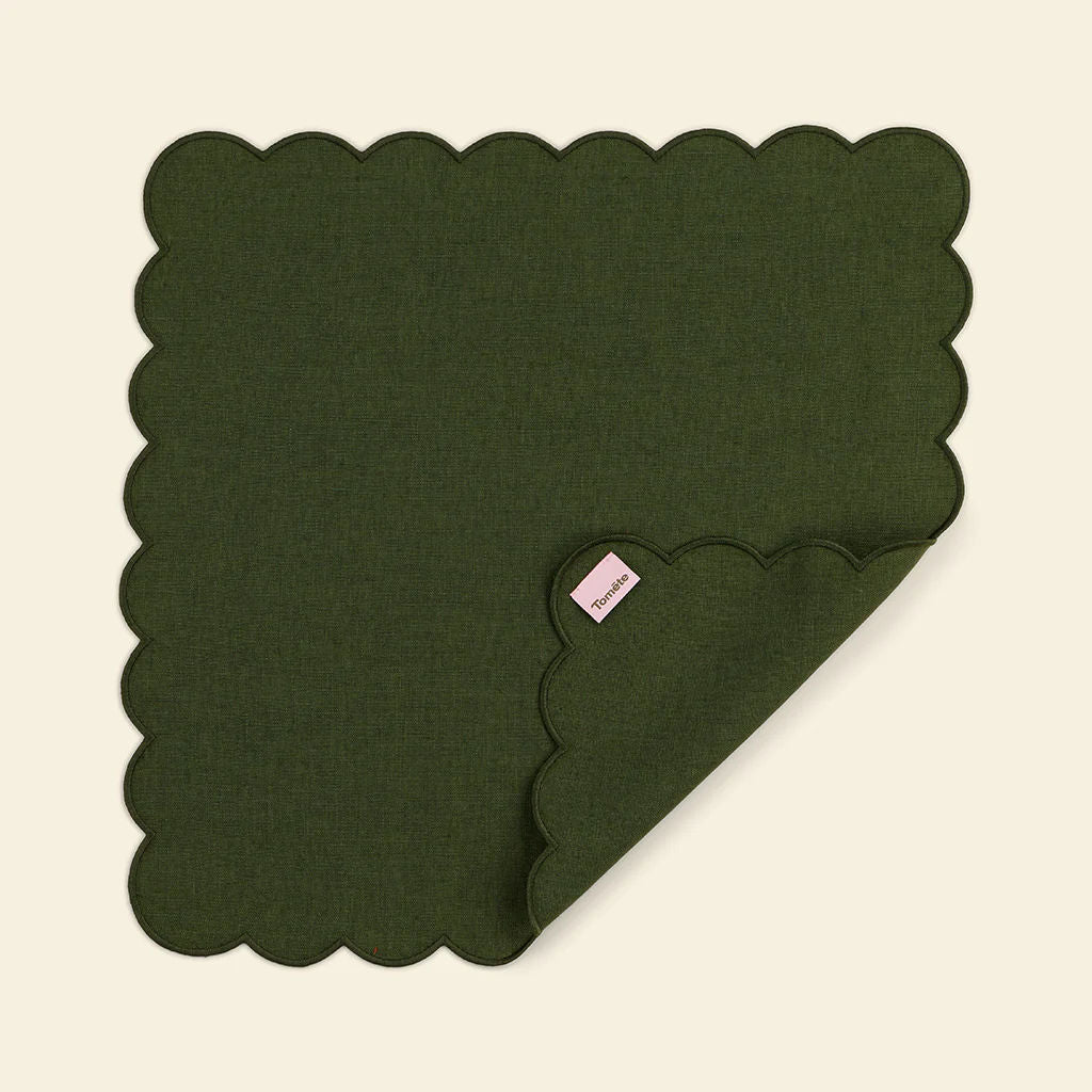 The Forest Green Linen Scalloped Napkins (Set of 2)