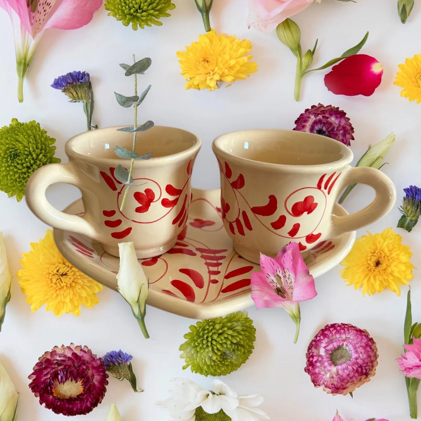 Caffè Cups for 2 on a Heart Shaped Plate