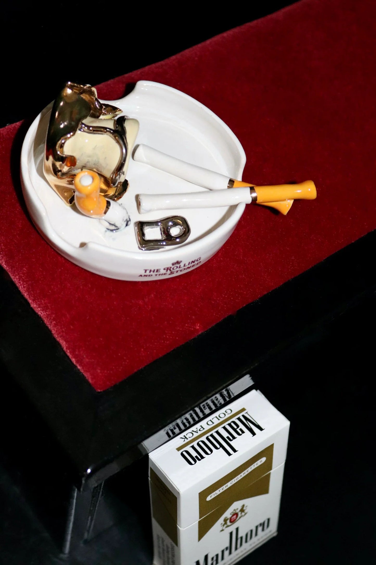 Champagne & Lovers Ciggy's Ashtray