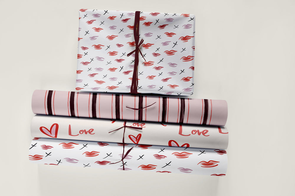 Kiss Chase Gift Wrap - Sheets of 6