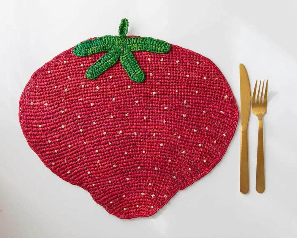 Strawberry raffia placemat, woven tabletop