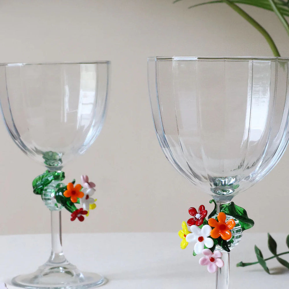 Daisy Wine Glass