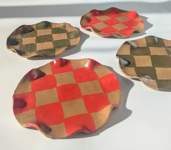 Set of 4 Red & Smokey Olive Wavy Check Side Plates