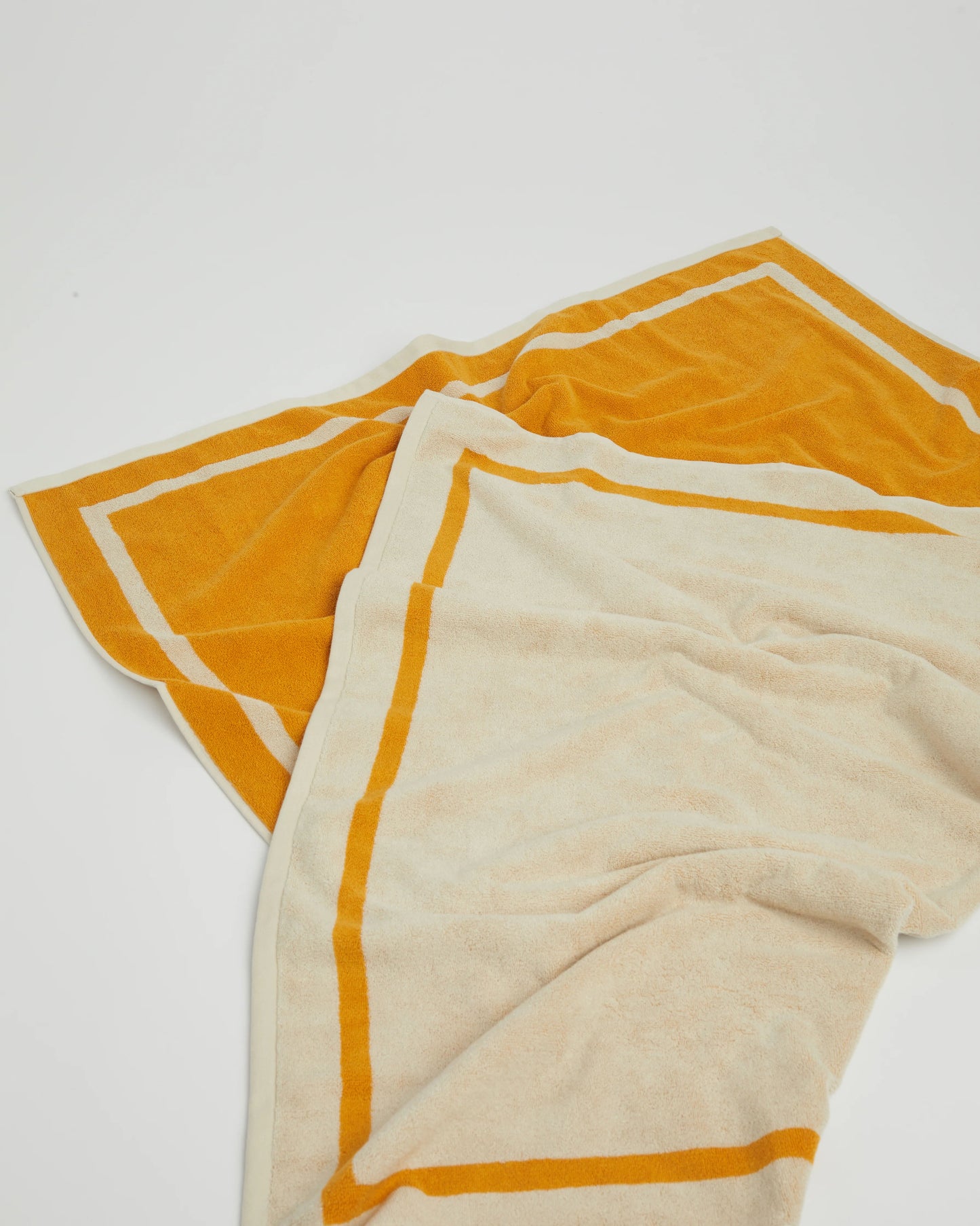 Classic Ecru and Yellow Towels - Set of 4