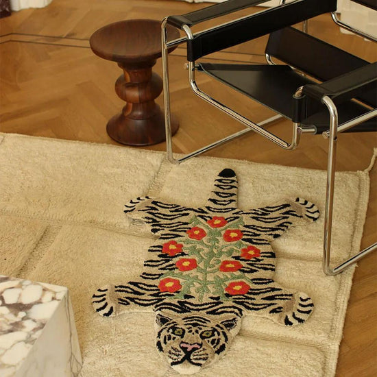 Floral White Tiger Rug Small