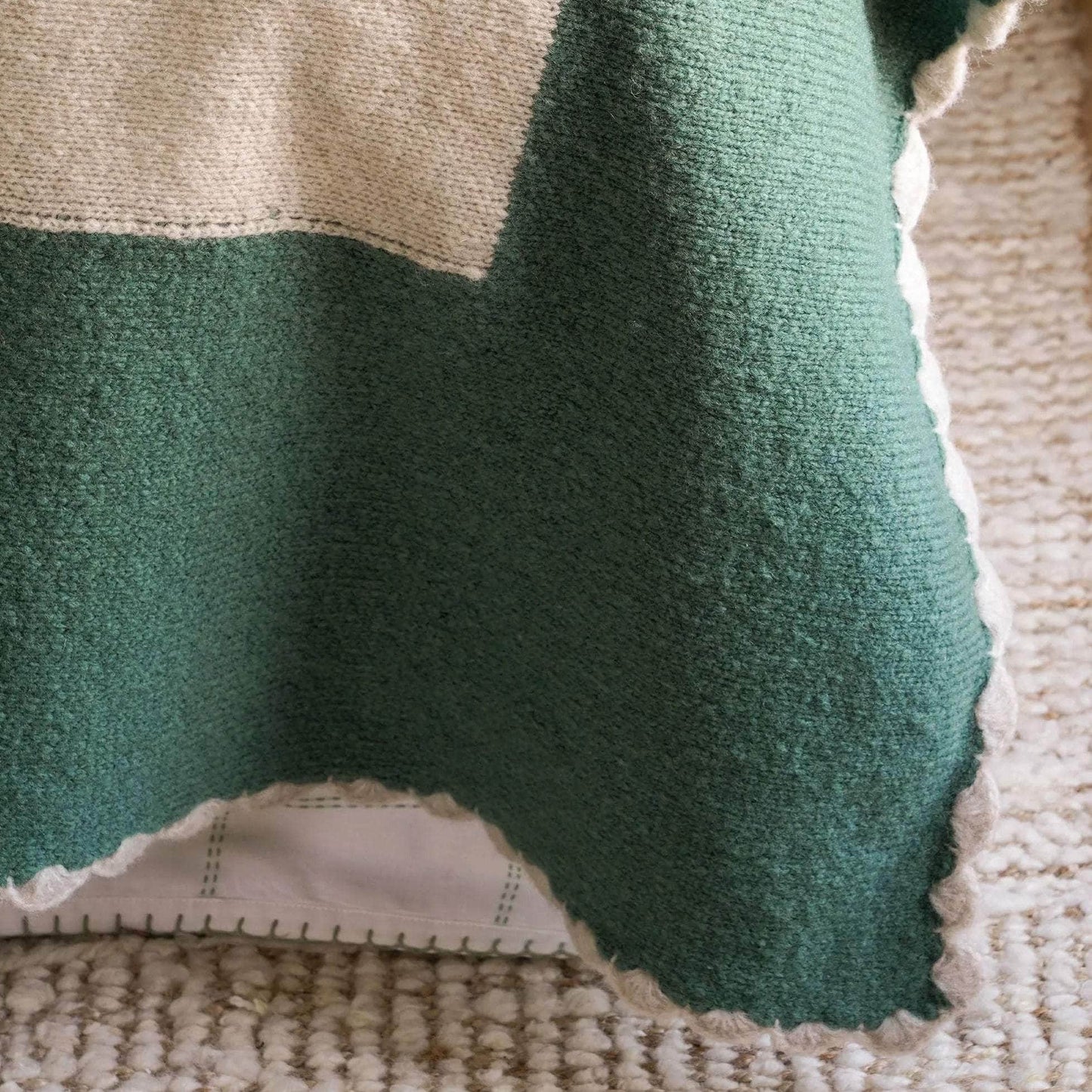 Bordered Knitted Throw - Green