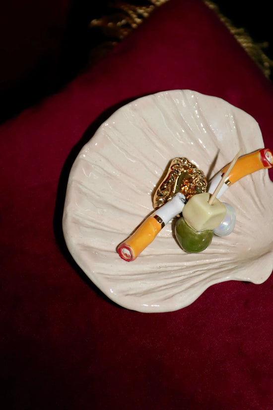 Dinner Party Shell Ashtray