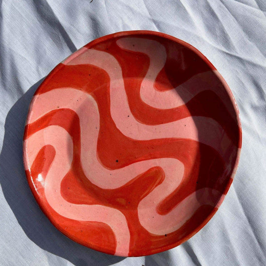 Squiggle Side Plate - Red and Pink 17.5cm