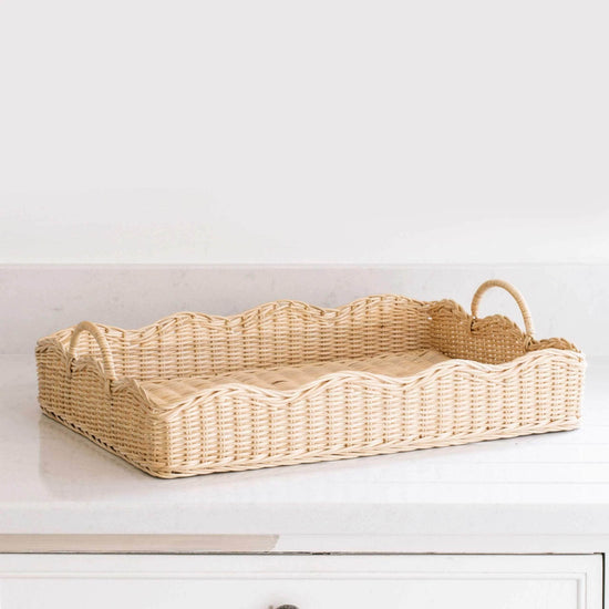 Rattan Scalloped Tray (Natural)