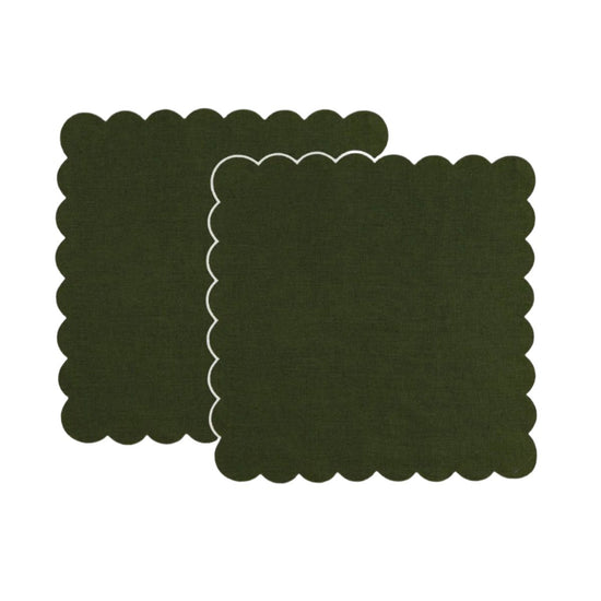 The Forest Green and White Linen Scalloped Napkins (Set of 2)