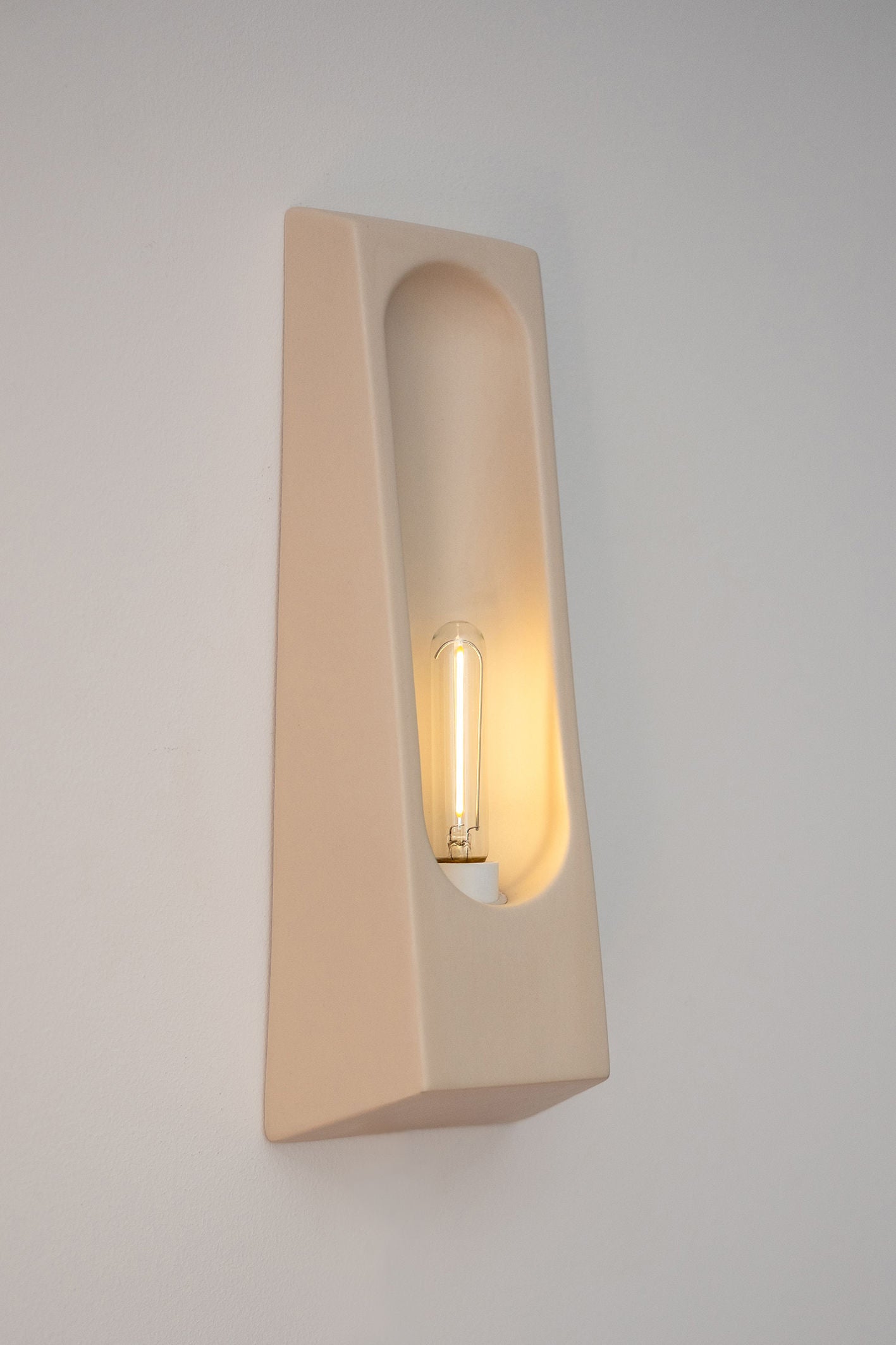 Alcove Sable Wall Light - Violaine d'Harcourt