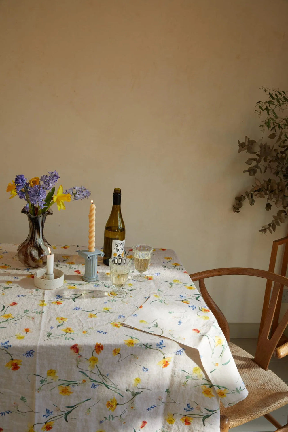 Spring Bulbs Linen Tablecloth