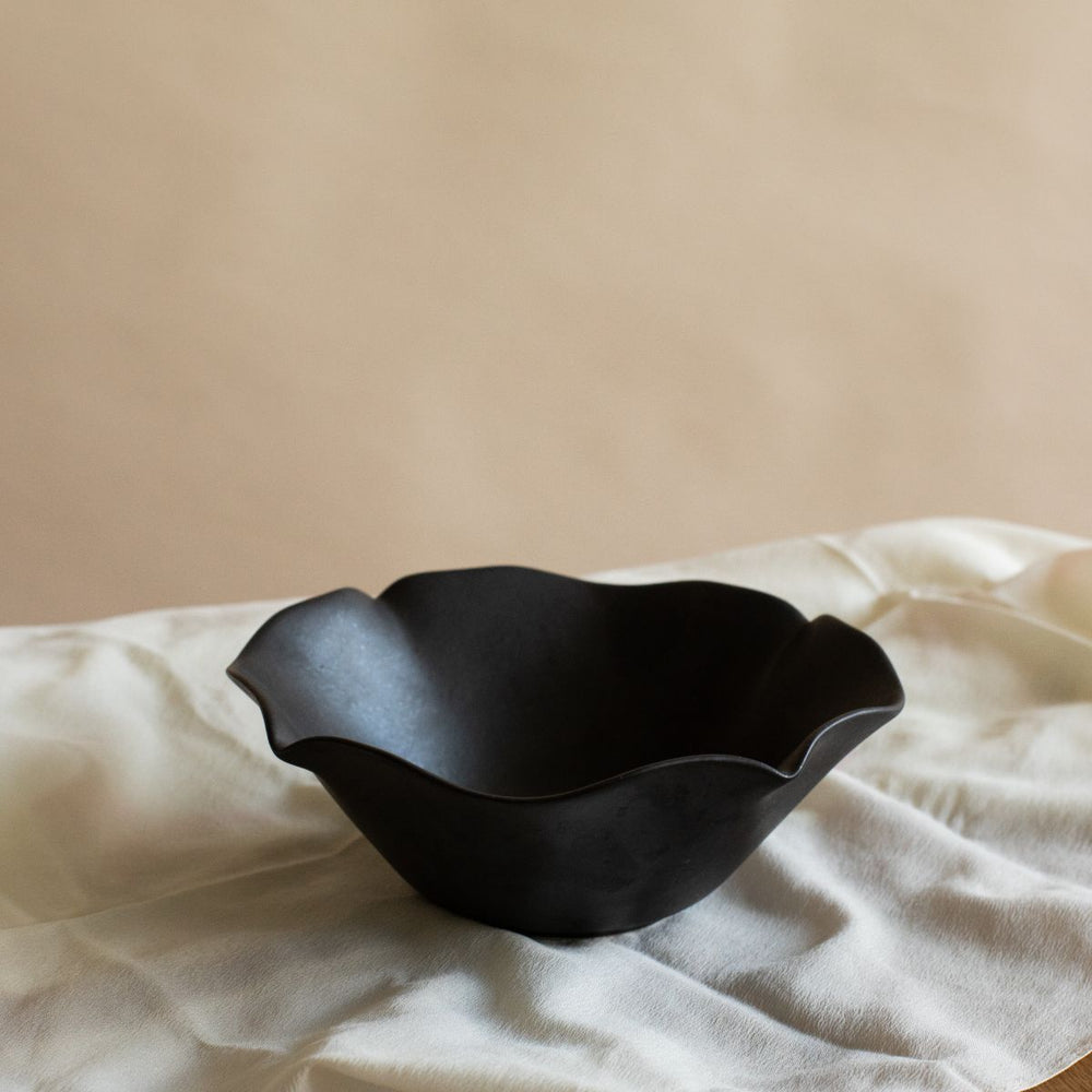 Hanaemi 18cm Deep Bowl