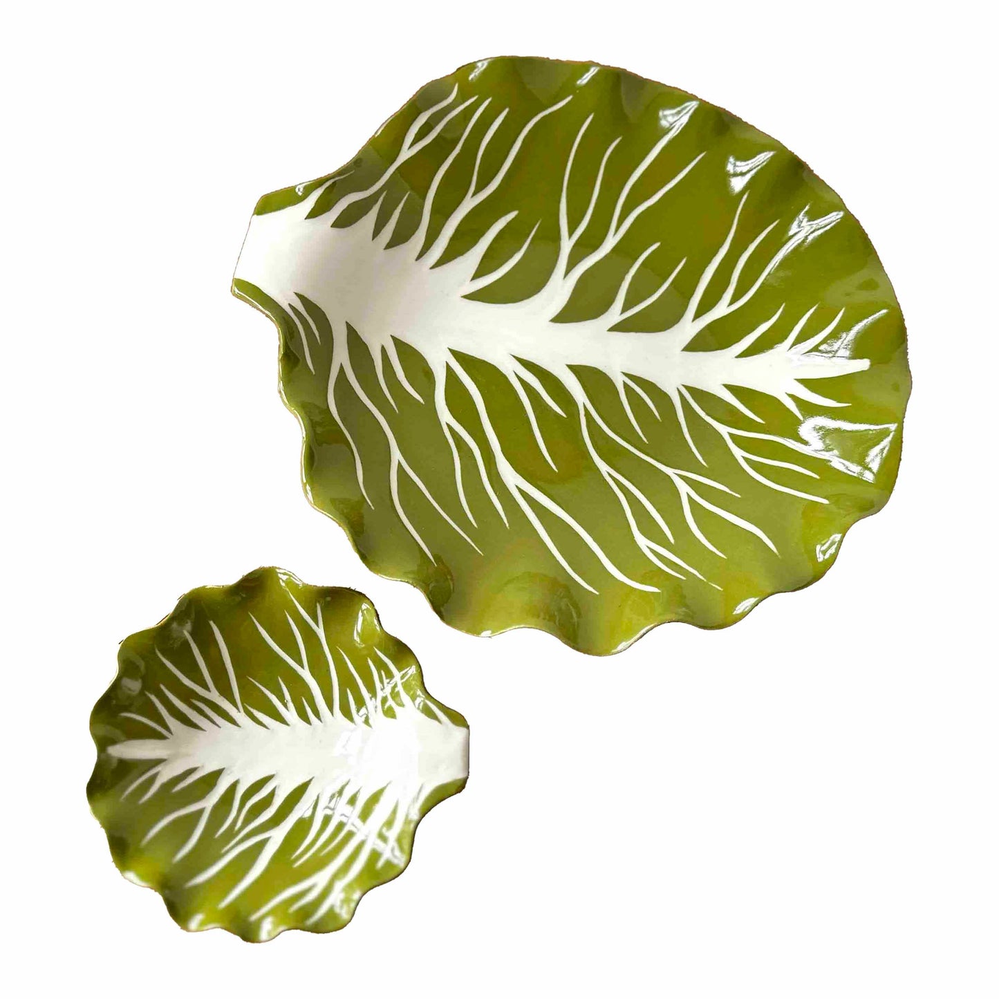 English Garden Green Cabbage Leaf Dish