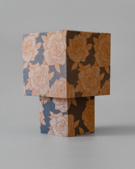 la petite boîte - Will Floral Jacquard Table Lamp