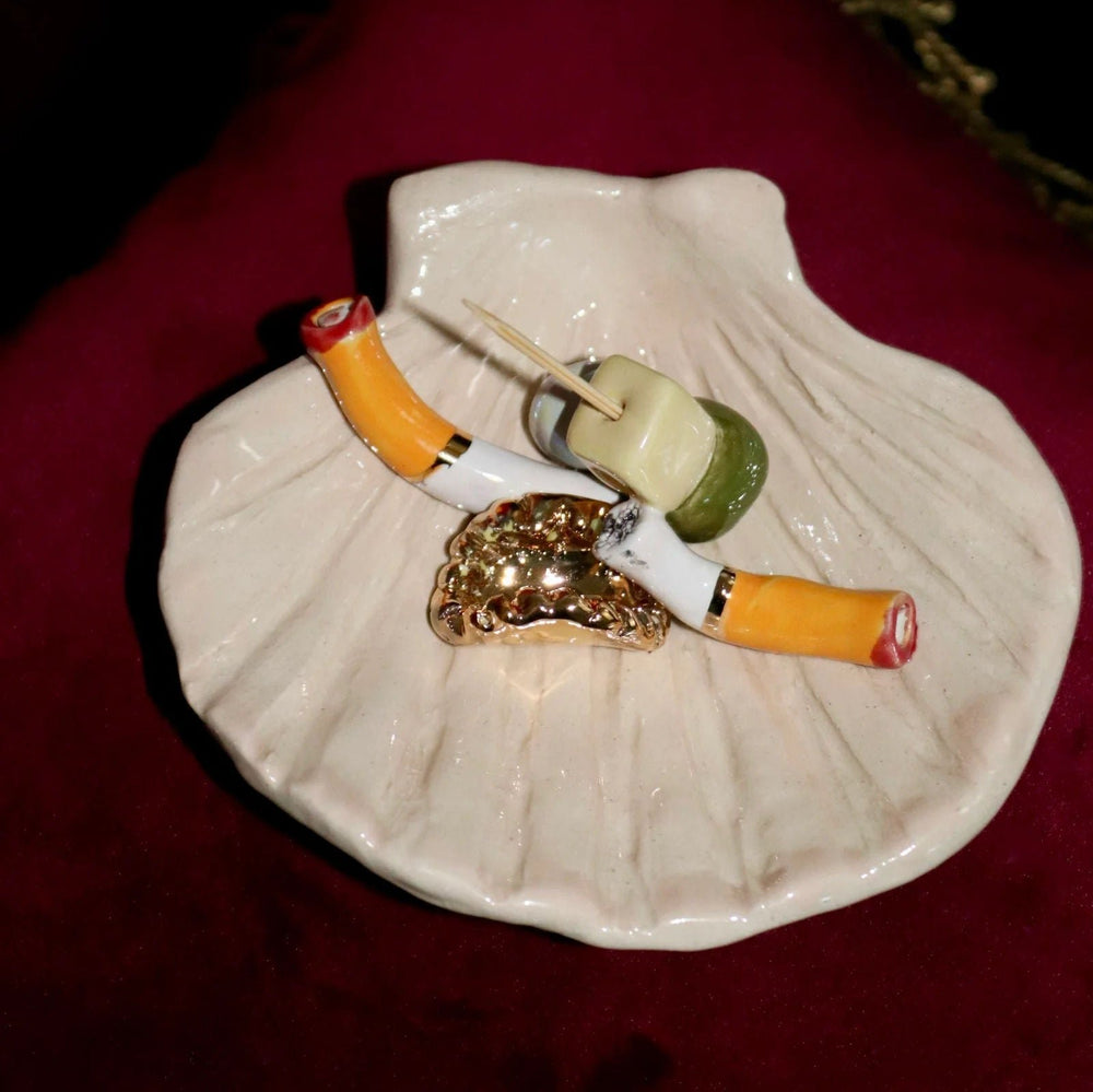 Dinner Party Shell Ashtray