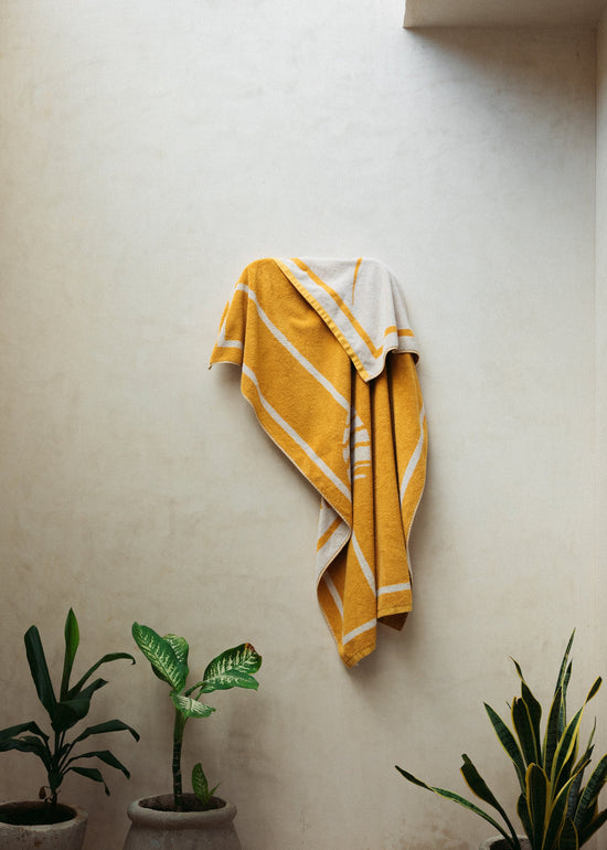 The Bee Towel - Set of 2