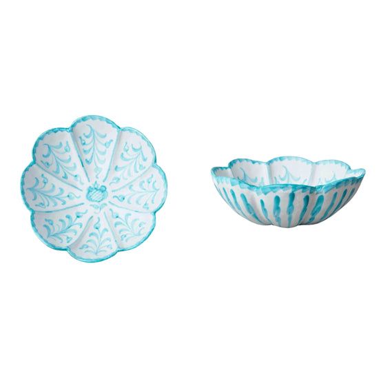 The Leaf-Shaped Serving Bowl