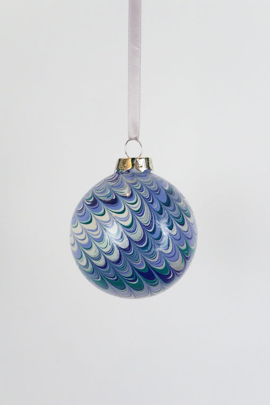 Medium Glacier Marbled Bauble