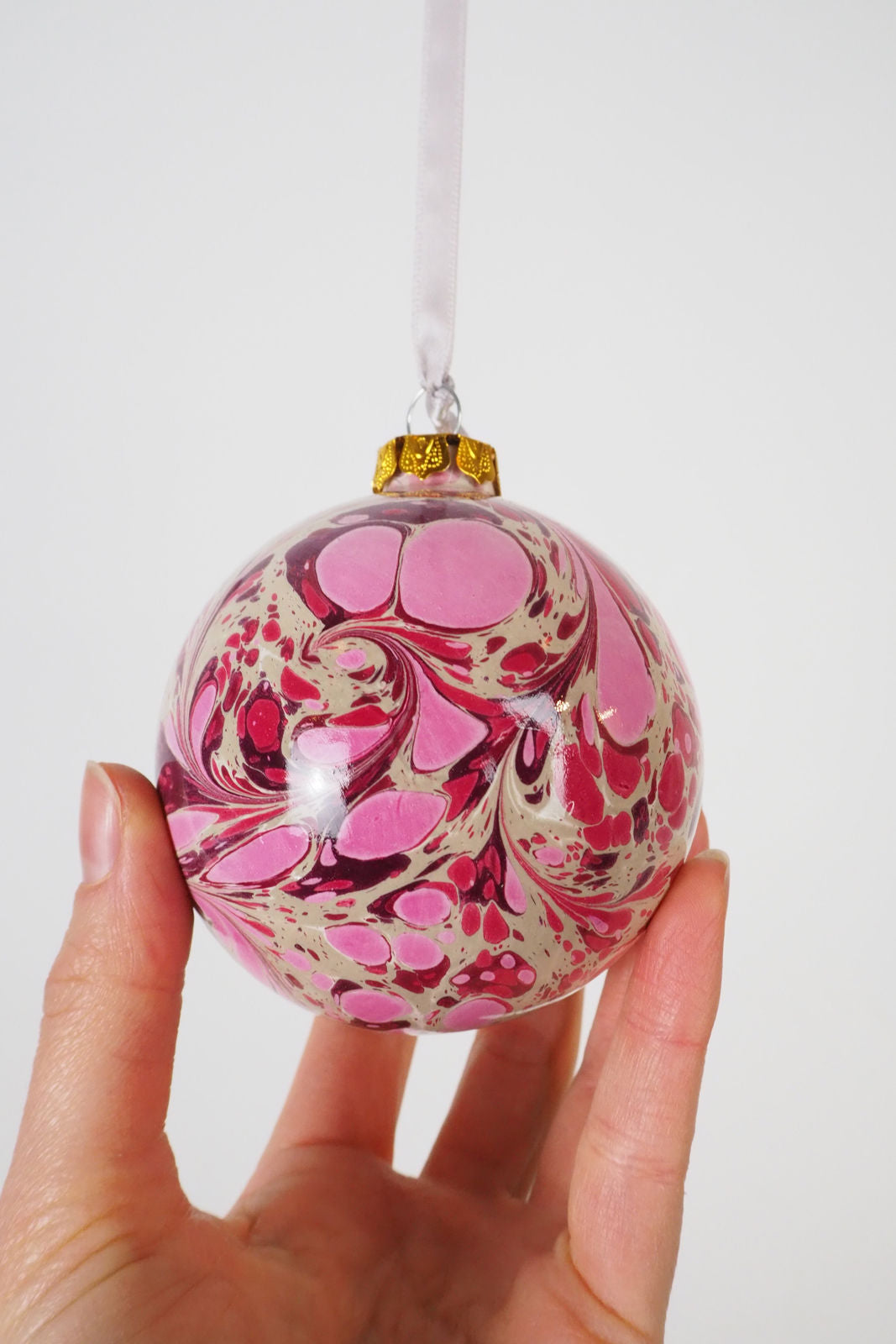 Large Berry Marbled Bauble