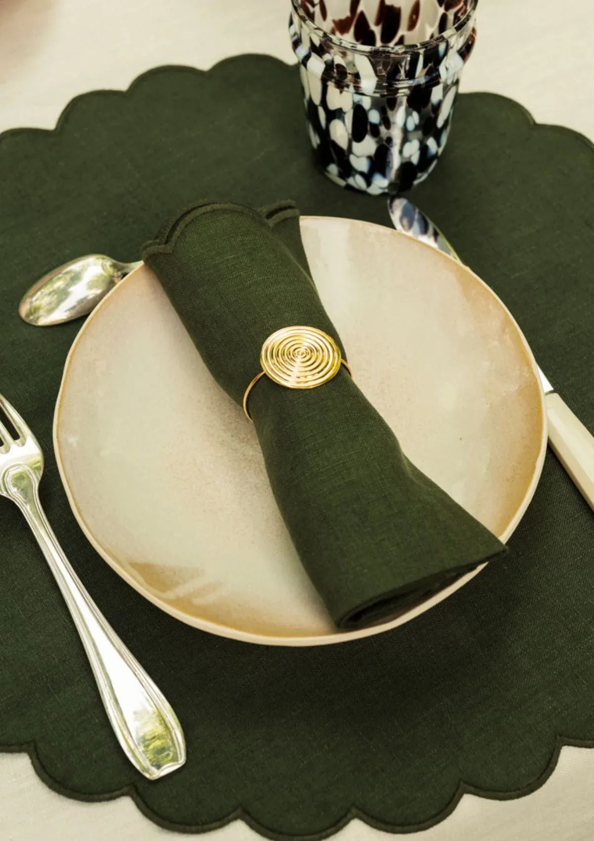 The Swirl Gold Napkin Ring