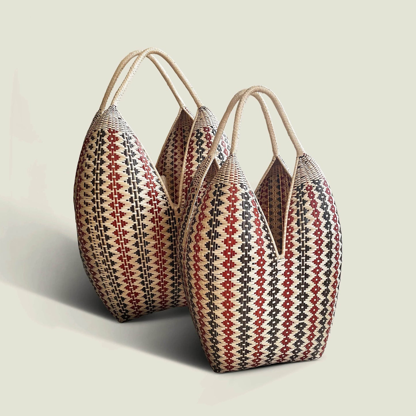 Guapi Cuatro Tetas Basket | Chequered