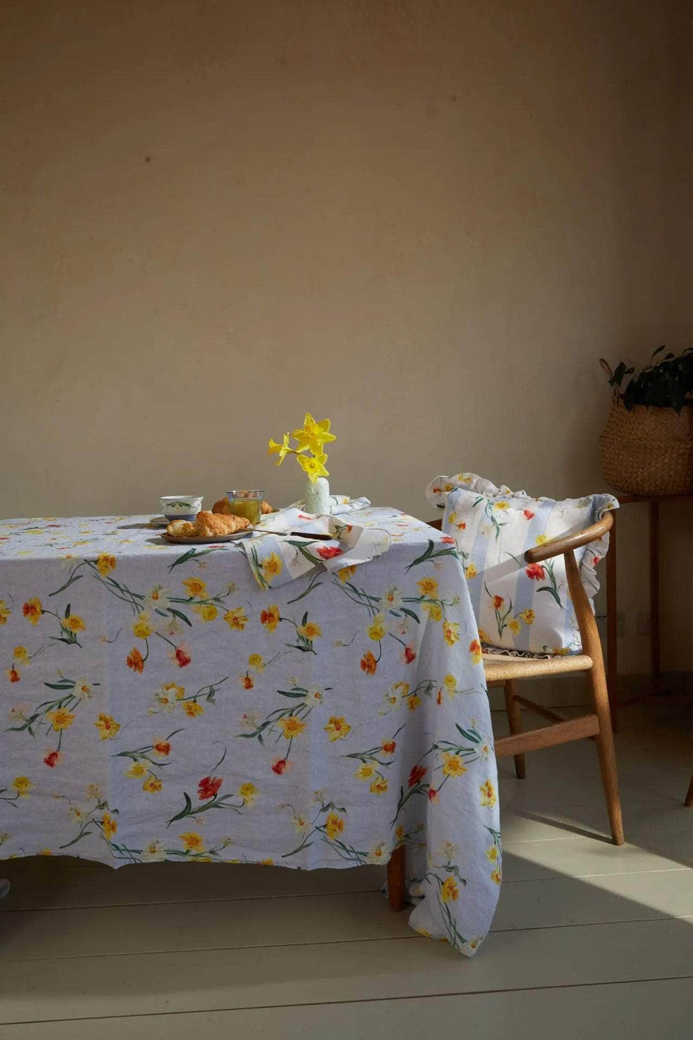 Daffodil Linen Tablecloth