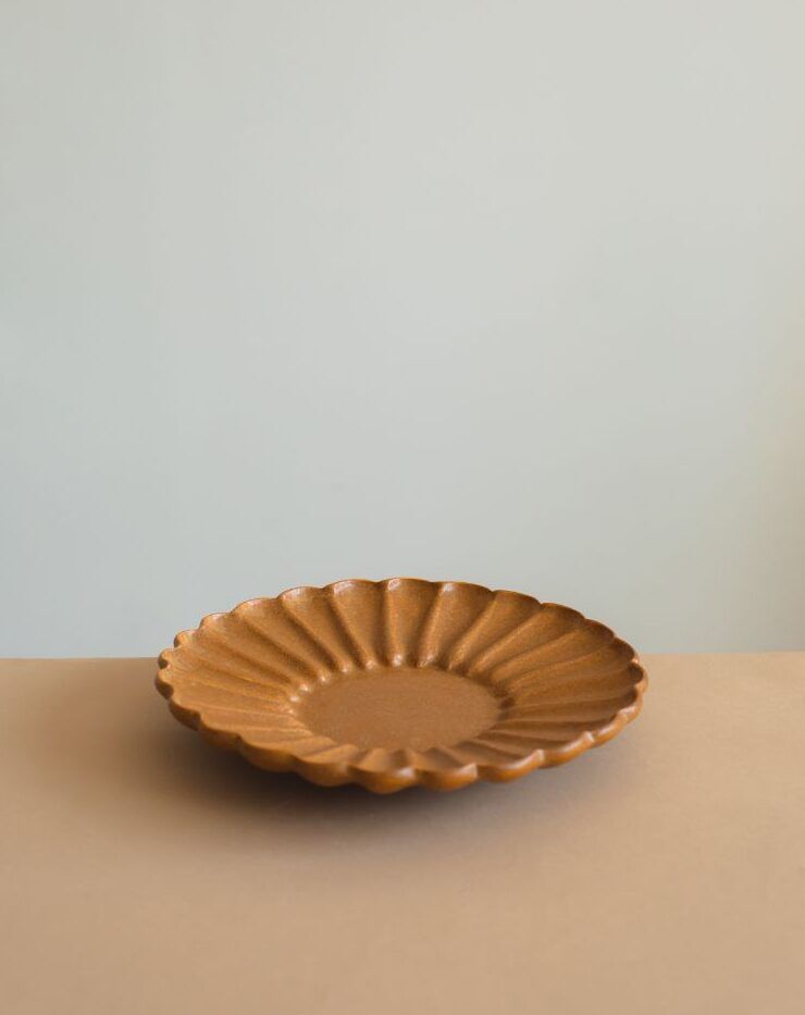 Yoshida Pottery Rinka Brown Plate