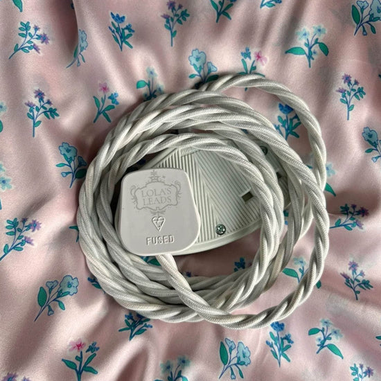 Fabric Extension Cable in Milk