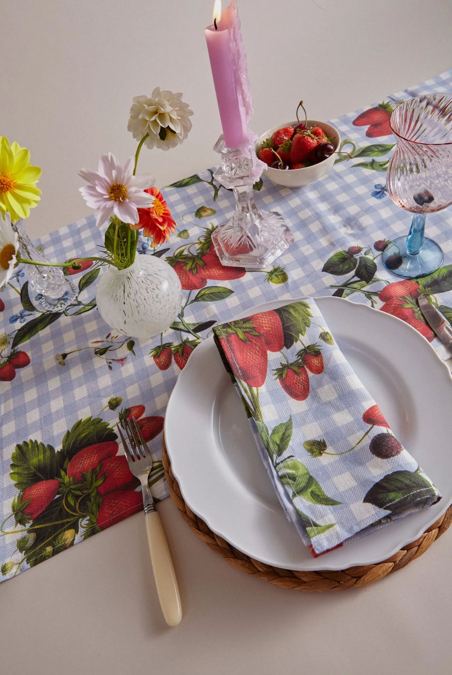 Strawberry Fields Linen Runner