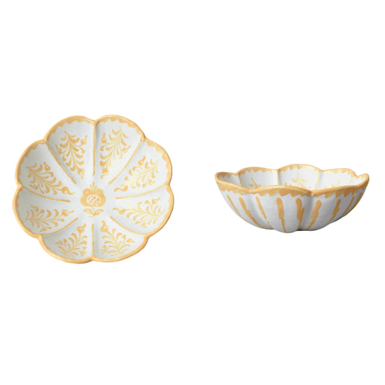 The Leaf-Shaped Serving Bowl