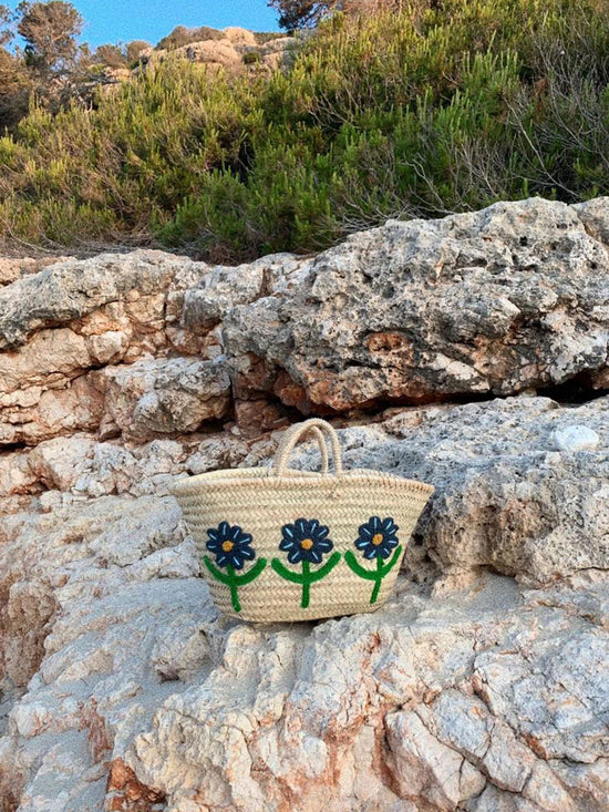 Hand Embroidered Market Basket, Daisy