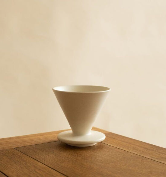 Yoshida Pottery Off-white Coffee Dripper