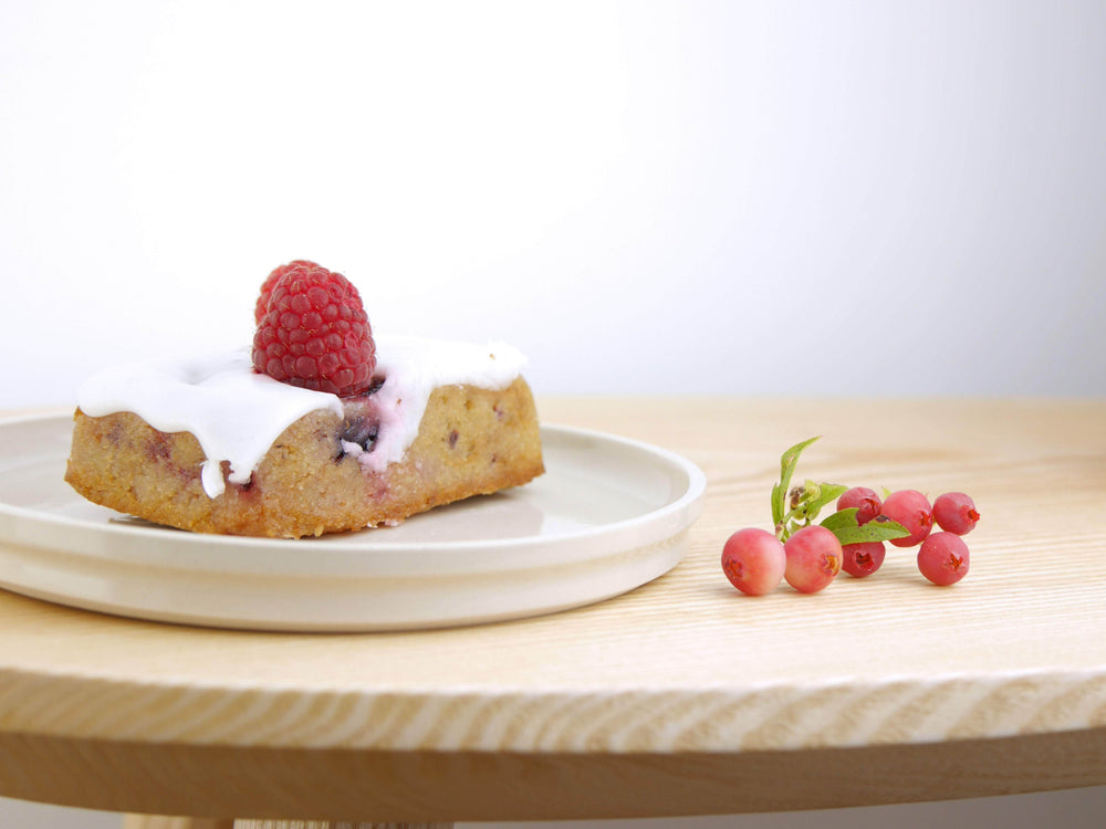 Cake Plate, Chalk