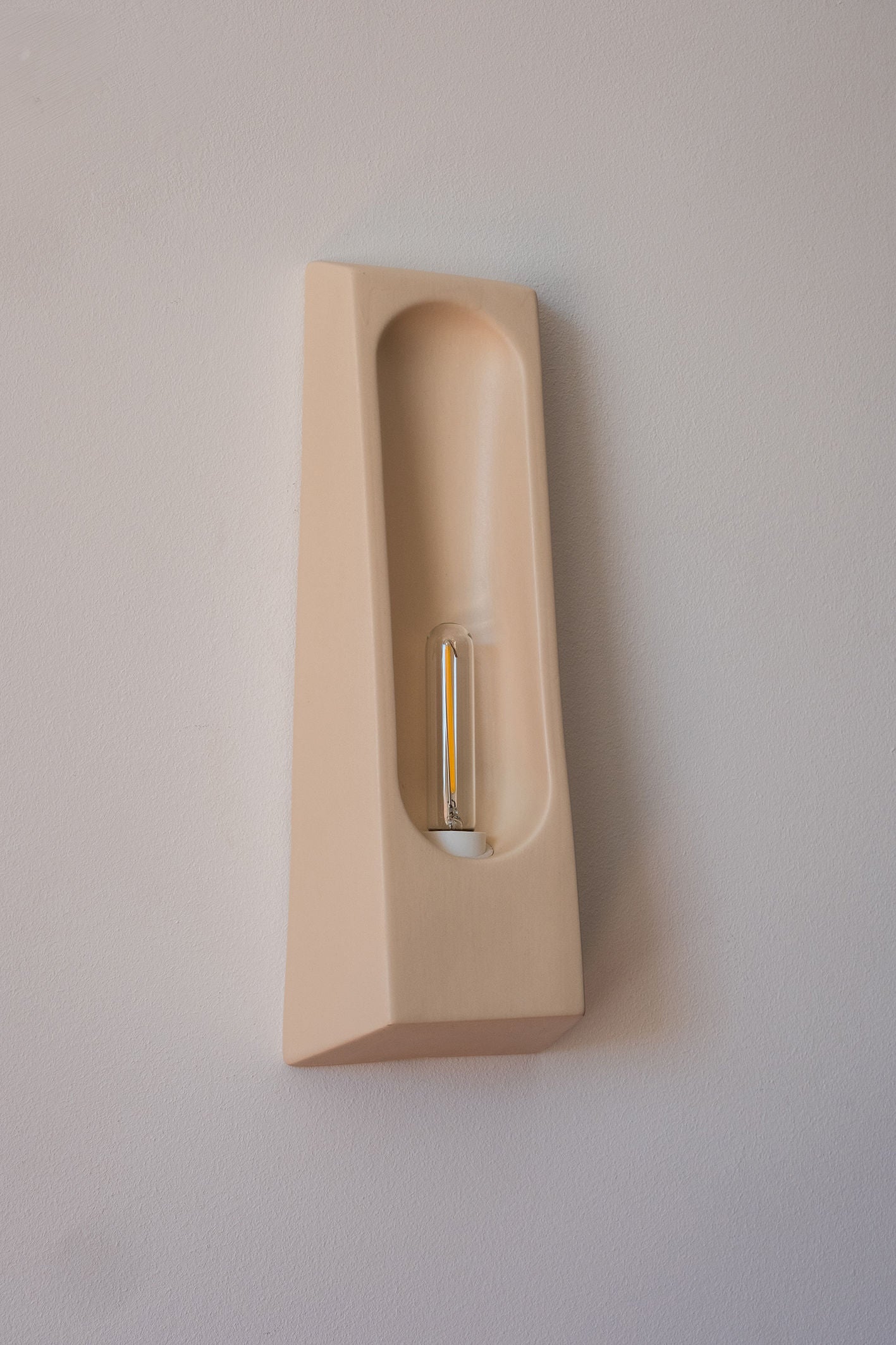 Alcove Sable Wall Light - Violaine d'Harcourt