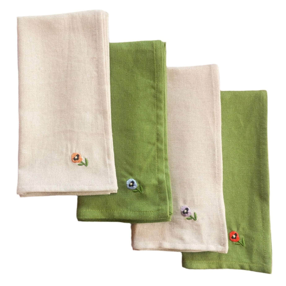 Winter Pansy Napkins (Set of 4)