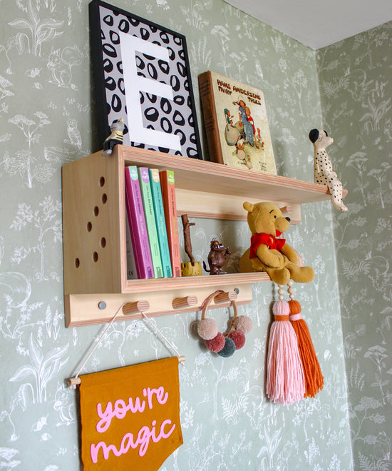 Gee-Whizz of Colour Shelves