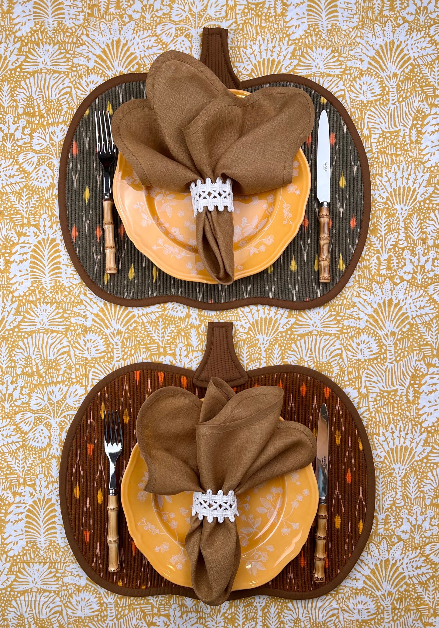 The Pumpkin Placemat - Brown & Taupe