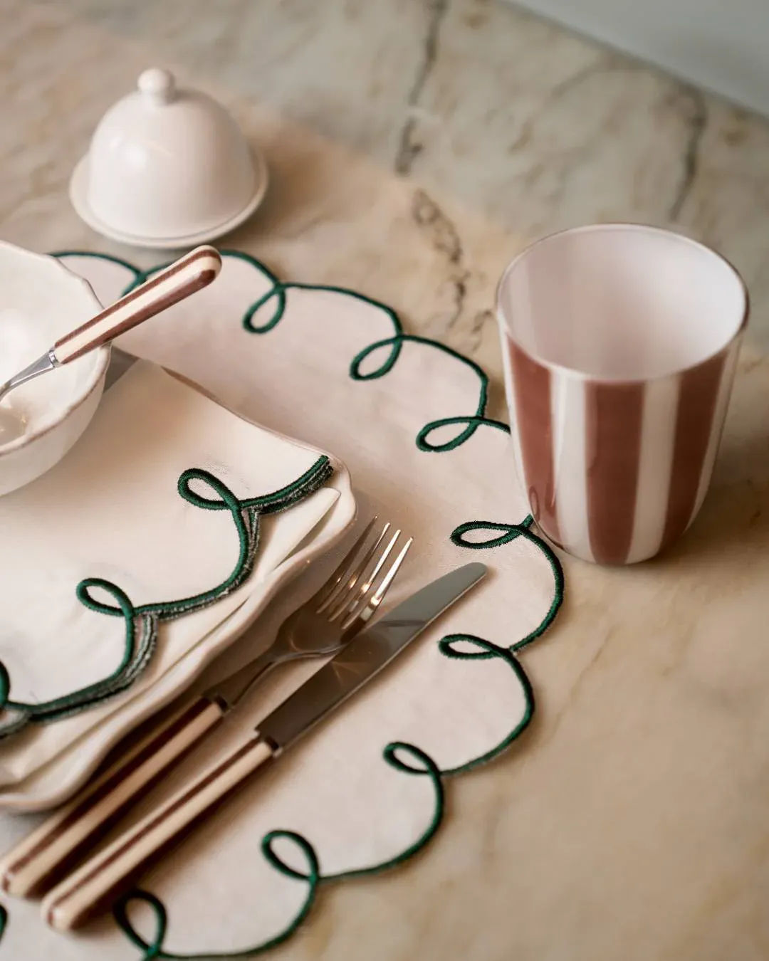 Lisbon Placemat, White with Green