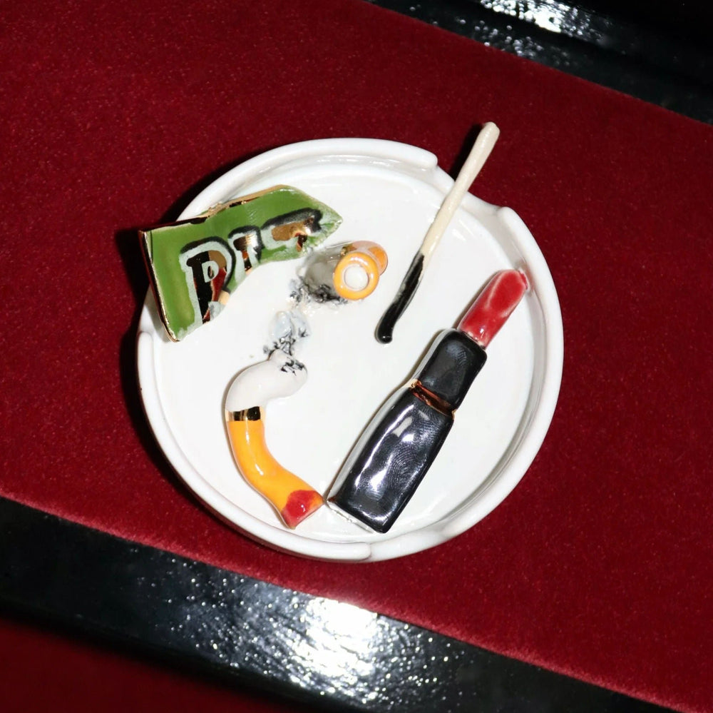 Lippy Ashtray