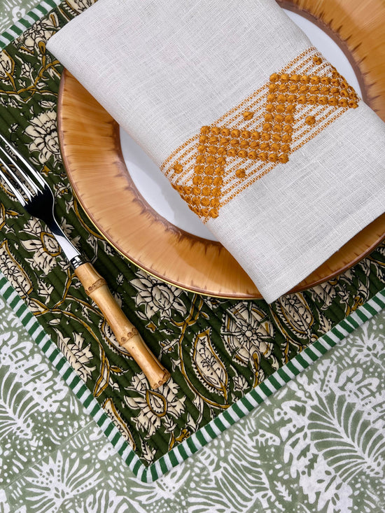 Gift Set: Set of 4 ZigZag Napkins in Mustard & Ivory